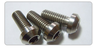 Titanium Fasteners Available at   Skyline Metal Industries Stockyard in Mumbai